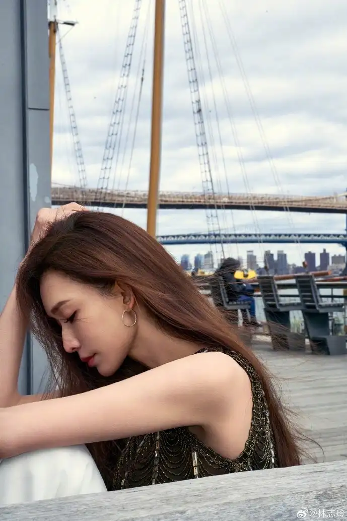 安卓壁纸下载界面对比